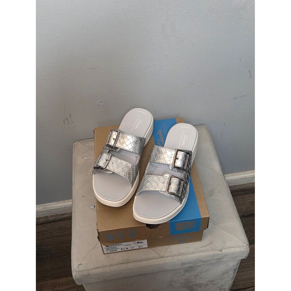 Clarks Cloudsteppers Peep Toe Metallic Silver Double-Buckle Slide Sandals, 8.5